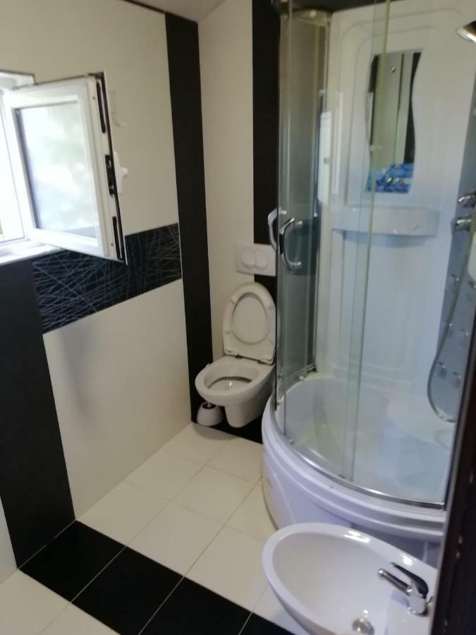 Apartman Marinkovic Dobrá Voda Exterior foto
